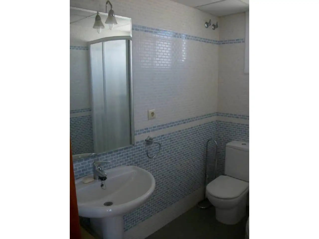 Badezimmer von Dachboden zum Verkauf in Peñíscola / Peníscola mit Terrasse und Möbliert