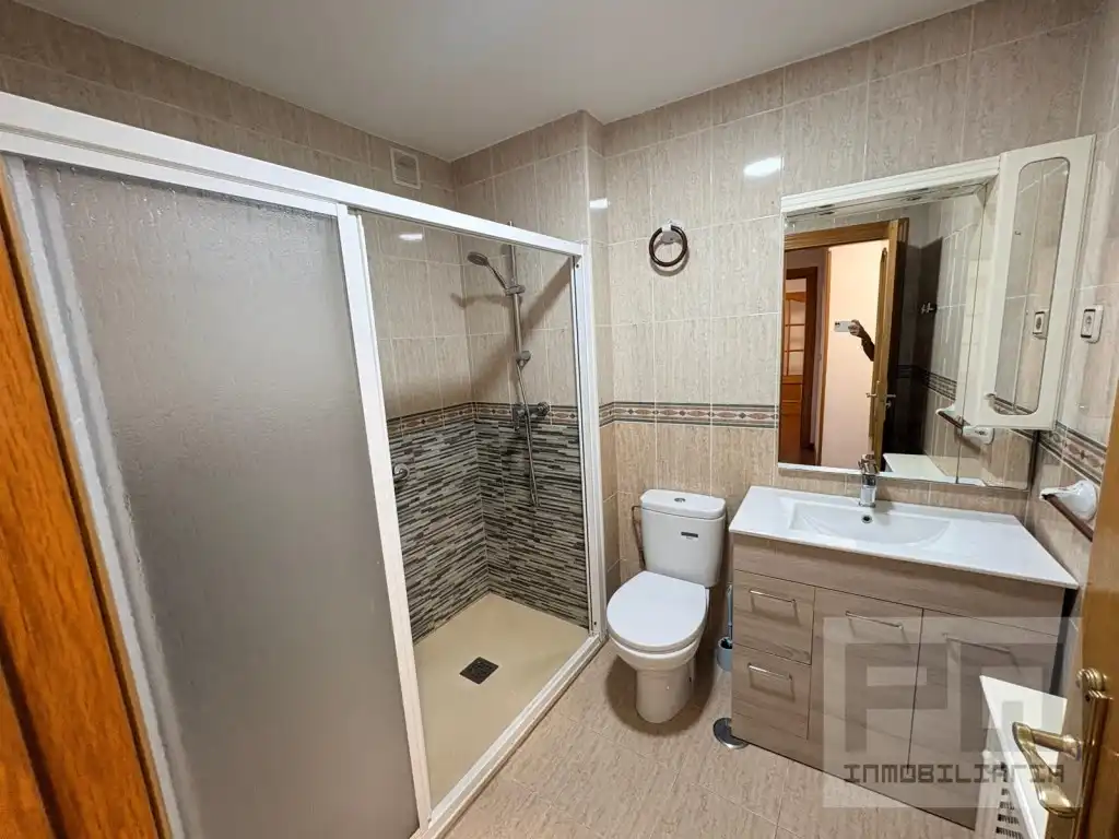 Badezimmer von Wohnung zum Verkauf in Las Navas del Marqués 