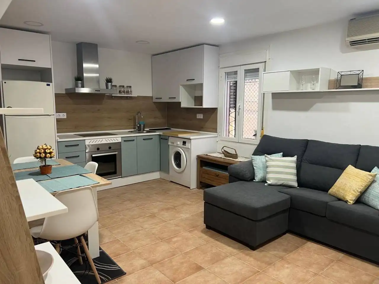 Kitchen of Flat for rent in Toledo  with Air Conditioner, Heating and Furnished