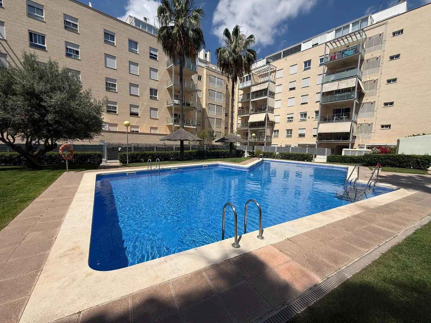 Flat for rent in Valterna