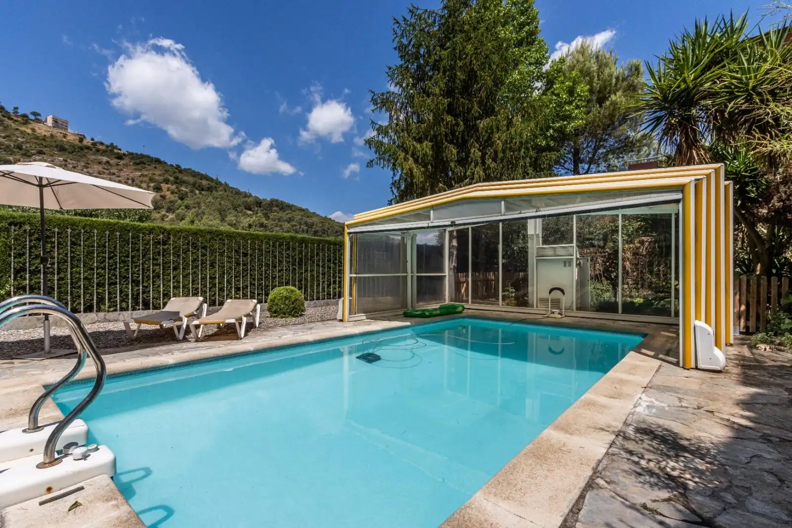 Houses for sale in Airesol