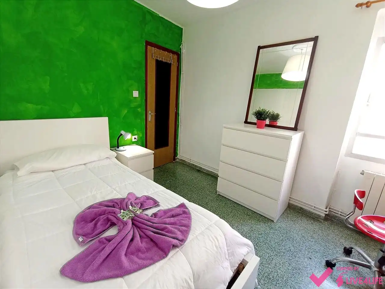 Bedroom of Flat for share in Valencia  with Heating and Furnished