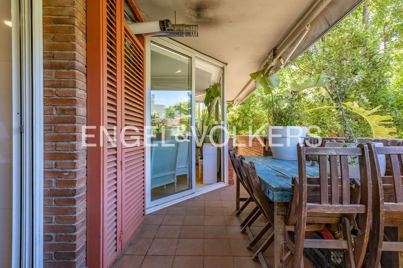 Terrace of Flat for sale in Sant Cugat del Vallès  with Air Conditioner, Heating and Private garden