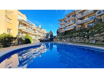 Swimming pool of Flat for sale in Girona Capital