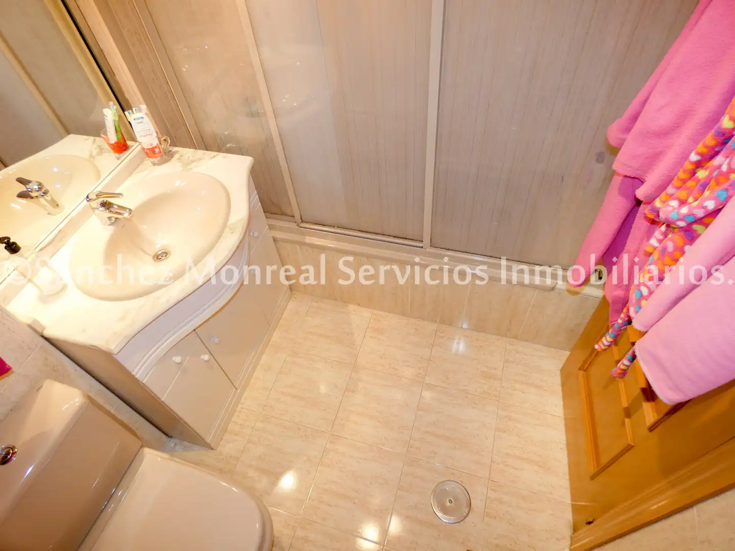Baño de Piso de alquiler en Alcázar de San Juan con Calefacción, Amueblado y Horno