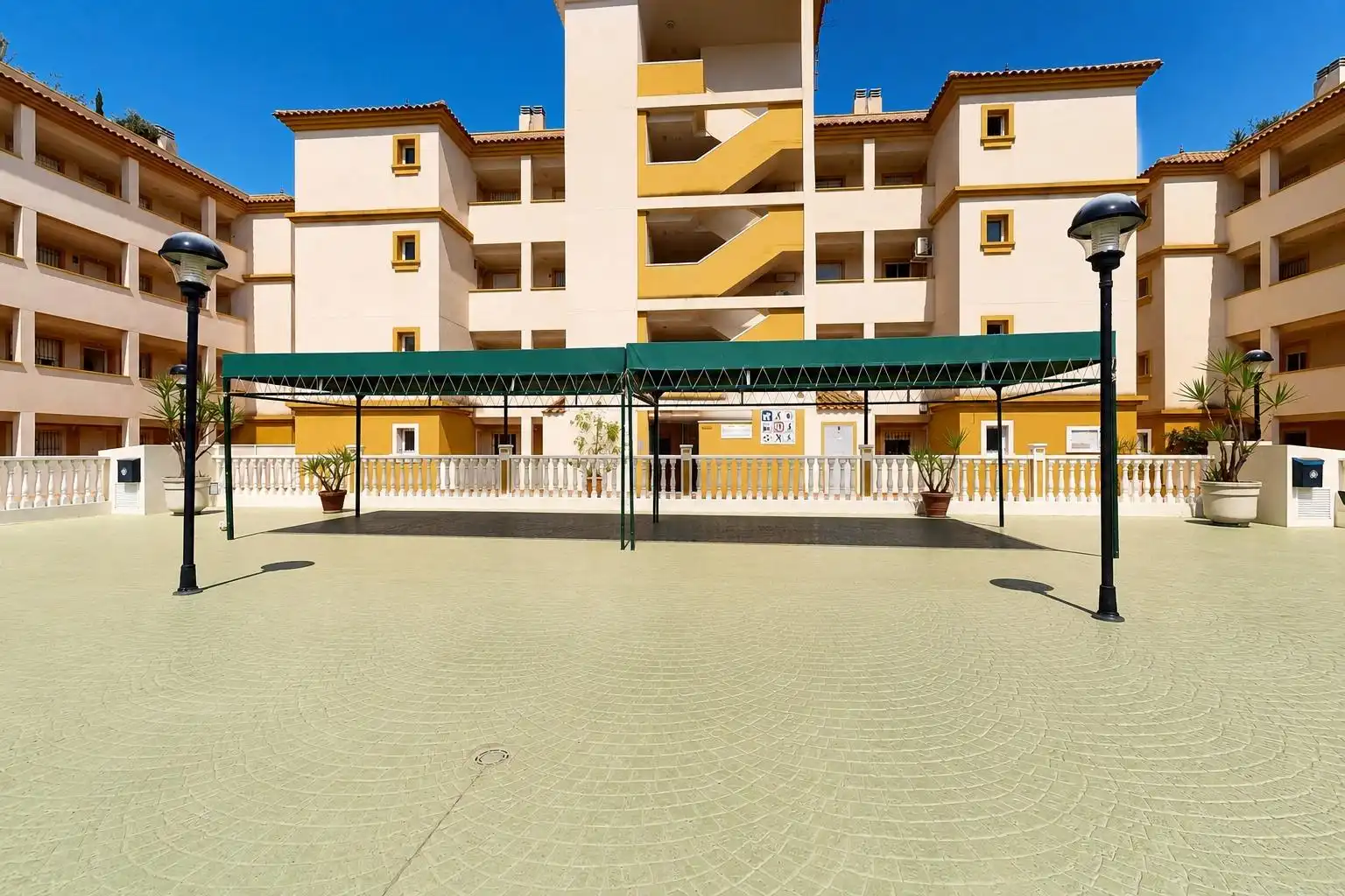 Vista exterior de Apartamento en venta en Cartagena con Aire acondicionado, Calefacción y Jardín privado
