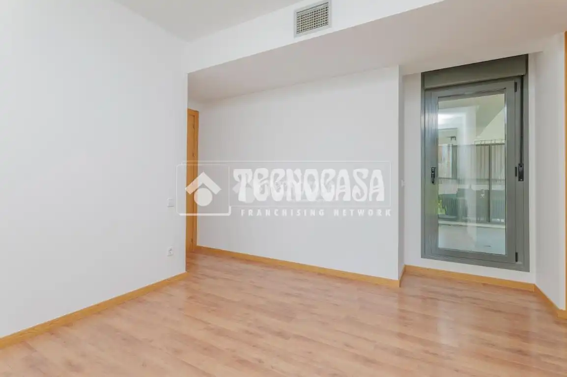 Dormitori de Pis en venda en Tres Cantos amb Aire condicionat, Calefacció i Terrassa