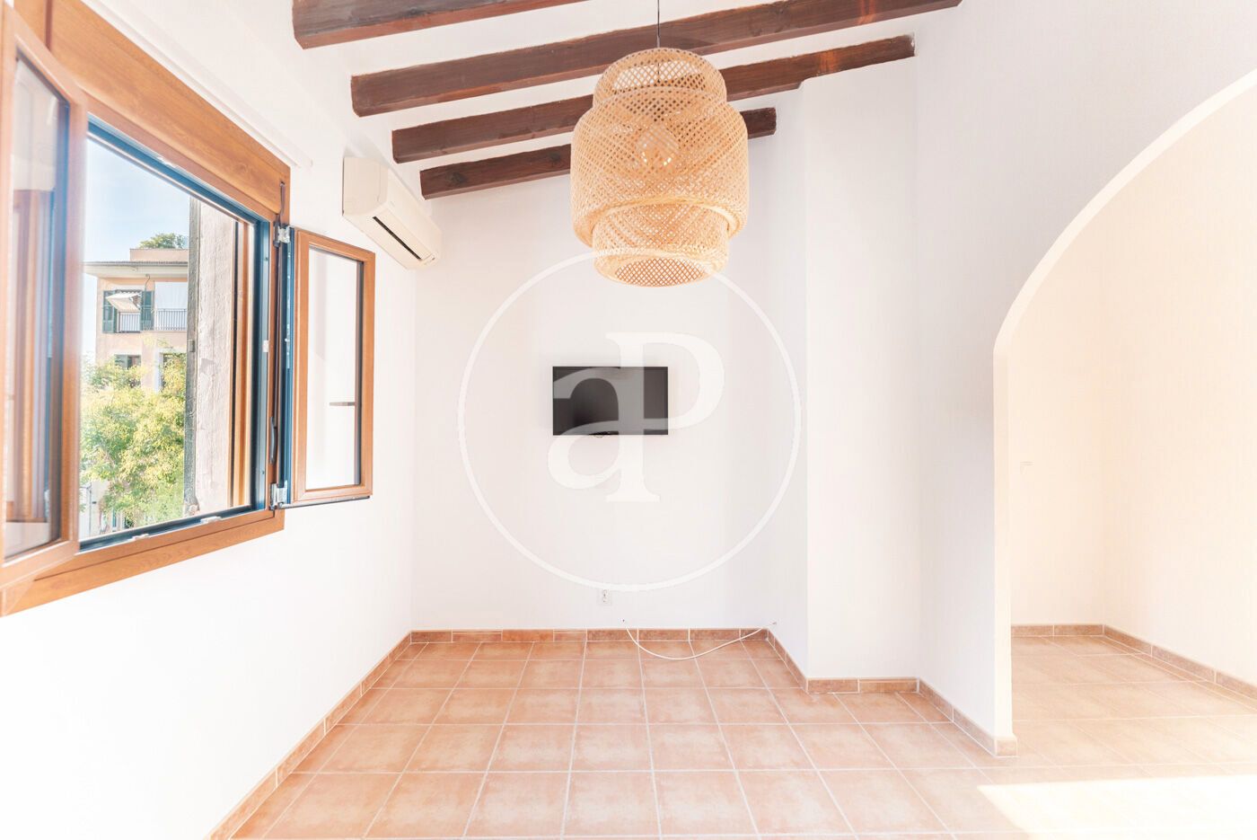 Sala de estar de Piso de alquiler en  Palma de Mallorca con Aire acondicionado, Calefacción y Balcón