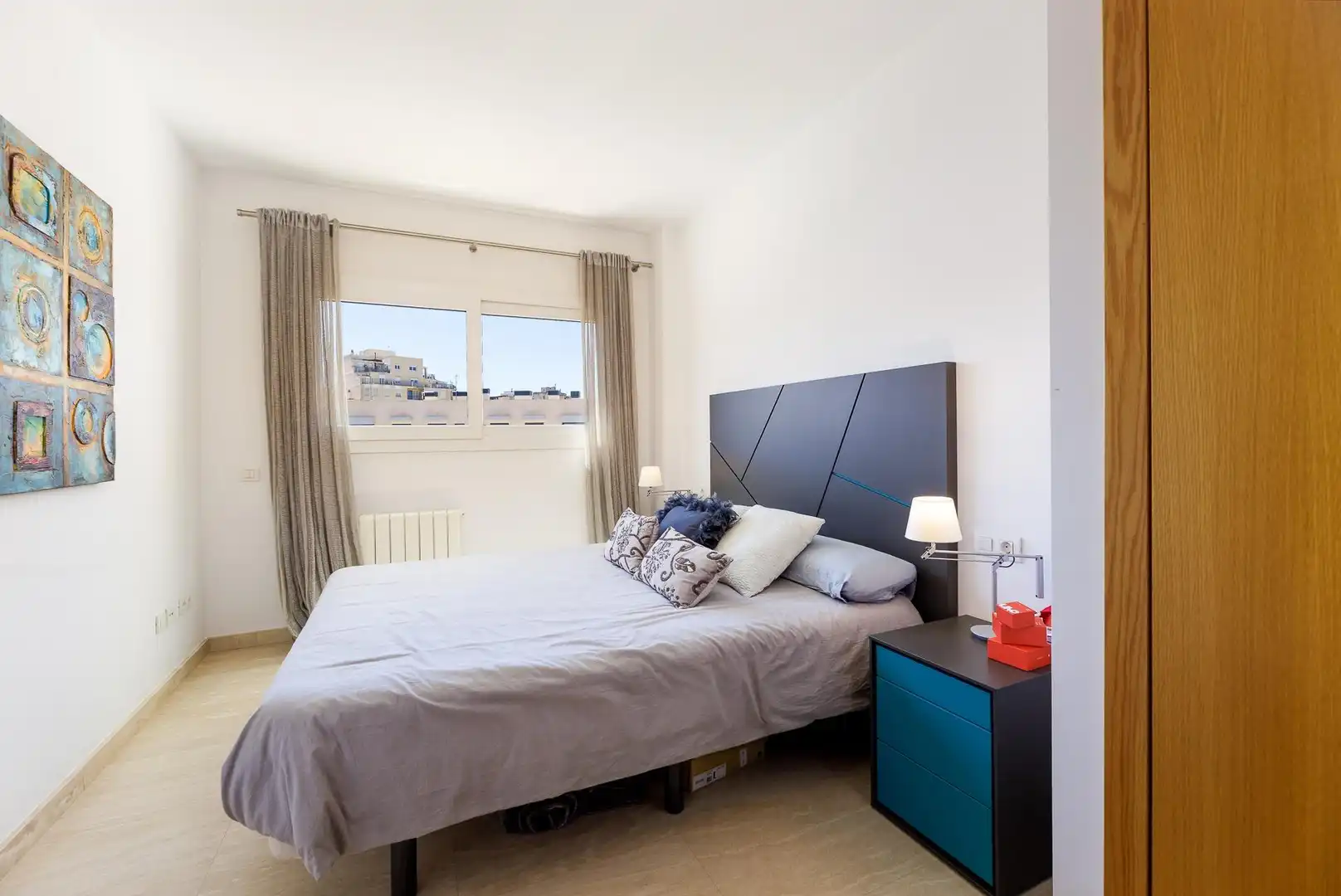 Schlafzimmer von Wohnung zum Verkauf in  Palma de Mallorca mit Klimaanlage, Heizung und Balkon