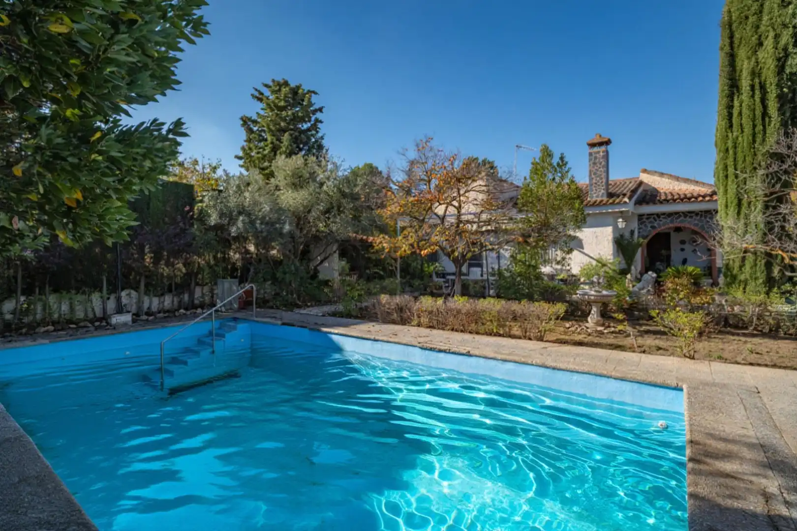 Chalet con piscina en venta en Avenida Suspiro del Moro 41, imagen 22