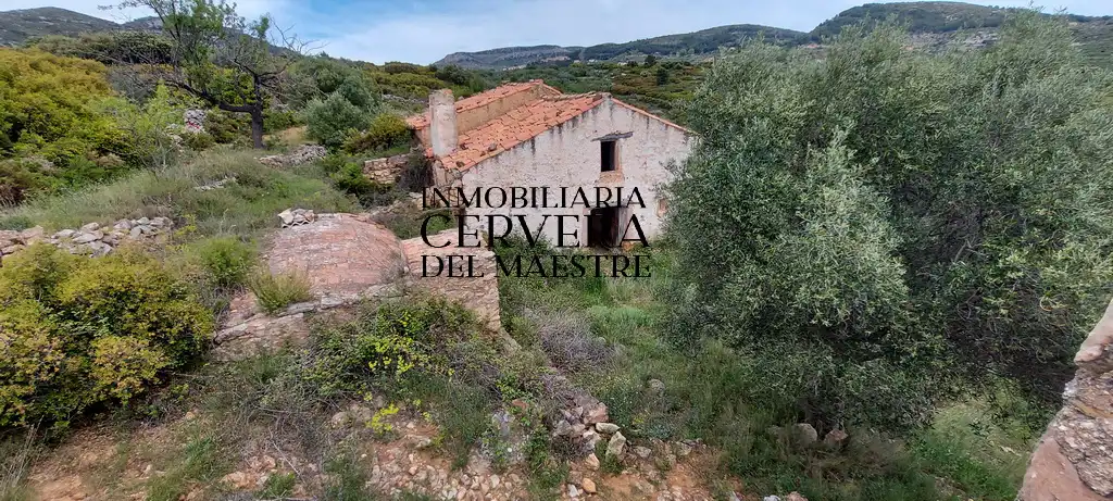 Country house zum Verkauf in Sierra Engarcerán mit Privatgarten