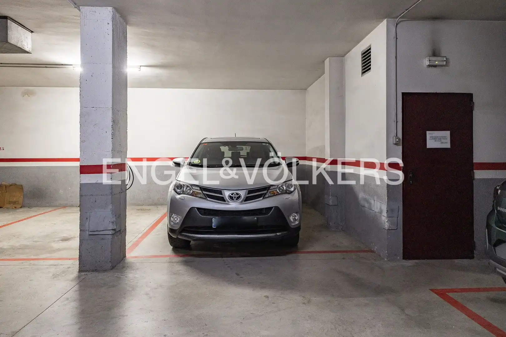 Parking of Flat for sale in Caldes d'Estrac  with Air Conditioner, Heating and Private garden