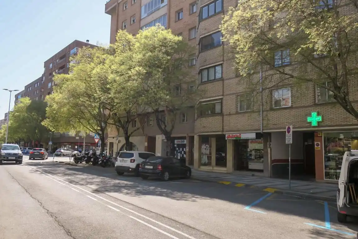 Vista exterior de Garatge en venda en  Pamplona / Iruña