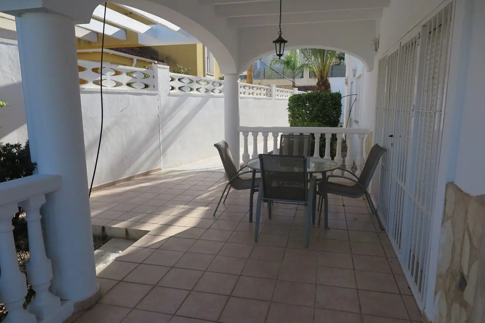 Terrassa de Casa o xalet en venda en El Campello amb Aire condicionat, Jardí privat i Terrassa