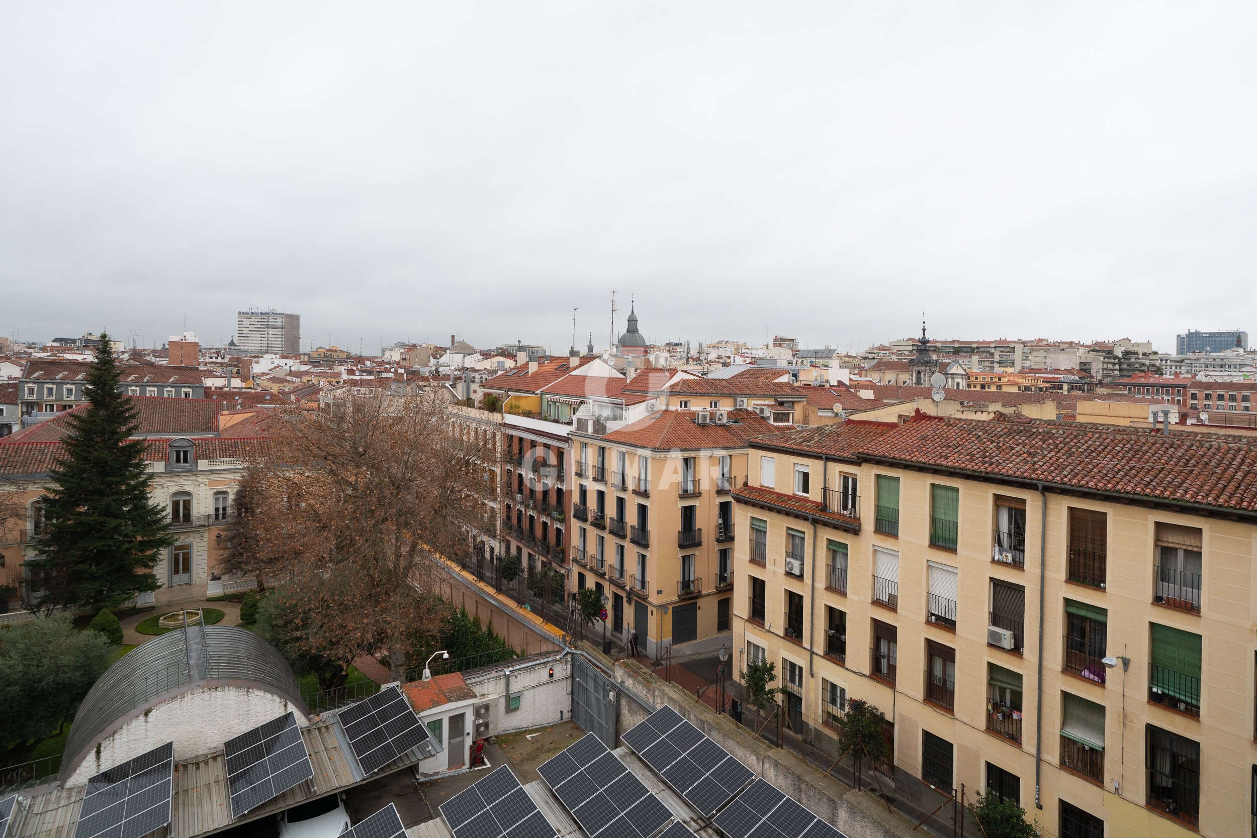Exterior view of Duplex for sale in  Madrid Capital  with Heating, Storage room and Balcony