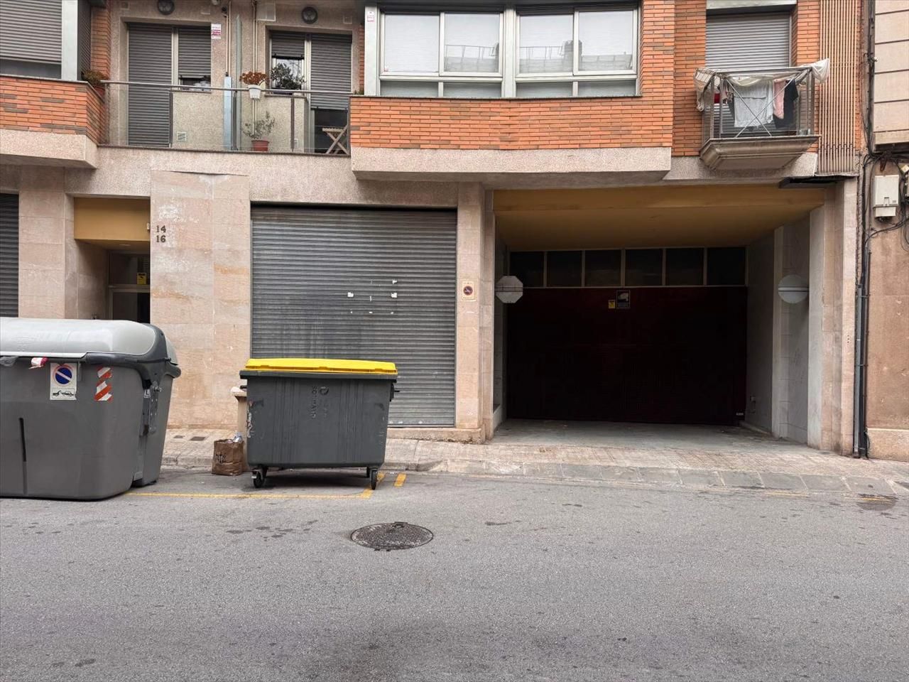 Parking of Garage for sale in Manresa