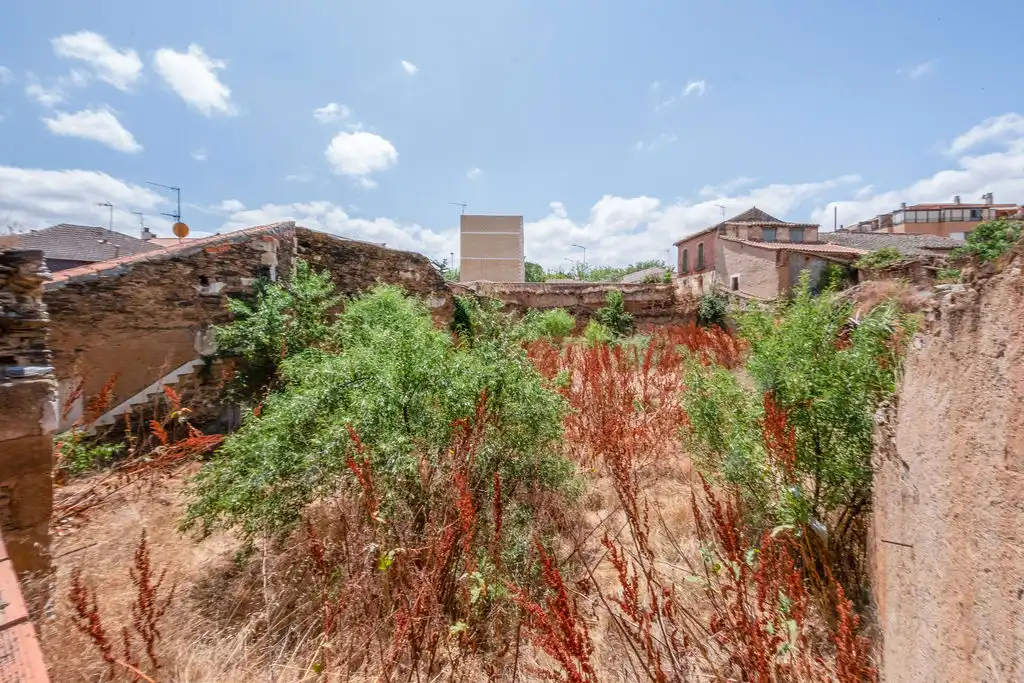 Oficina en venda a Avda Juan Pablo II, Tejares - Chamberí - Alcades
