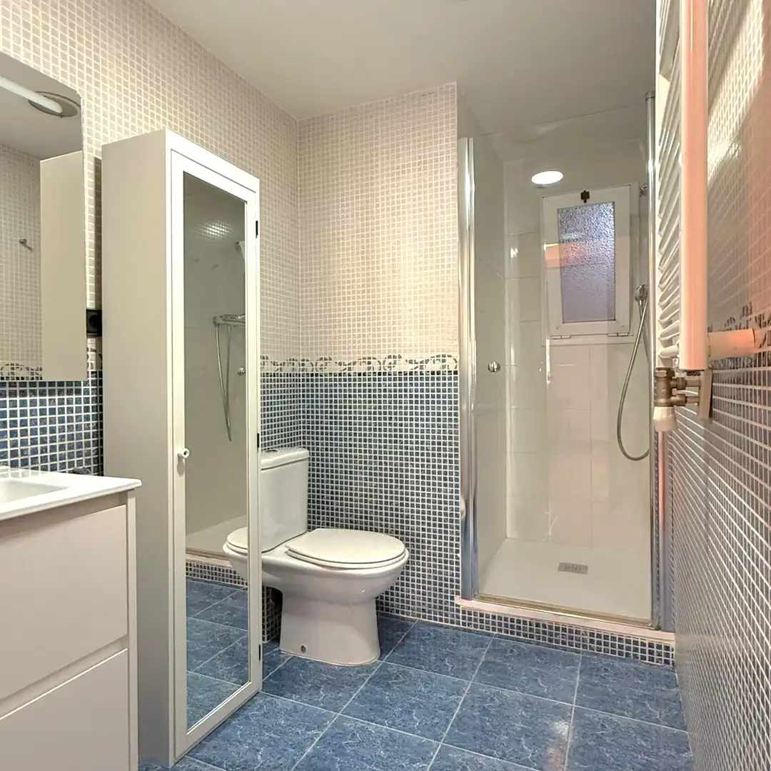 Baño de Piso en venta en Barcelona con Aire acondicionado, Calefacción y Parquet