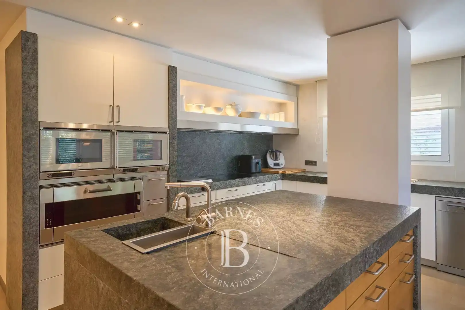 Cocina de Casa o chalet en venta en Sant Pol de Mar con Aire acondicionado, Calefacción y Jardín privado