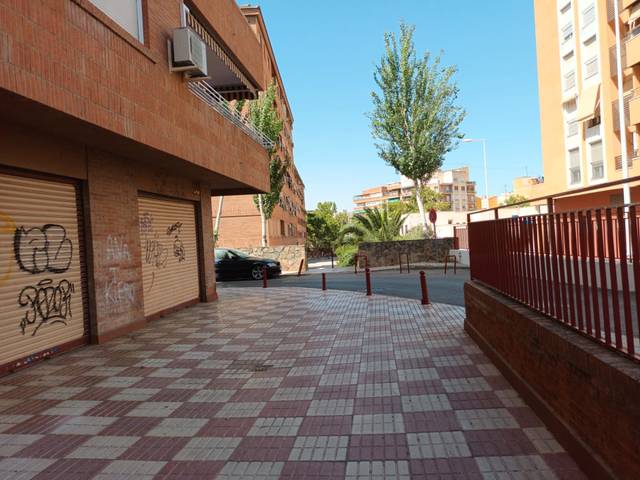 Local comercial en Venta en Calle Cardenal Parrado en San Francisco Javier