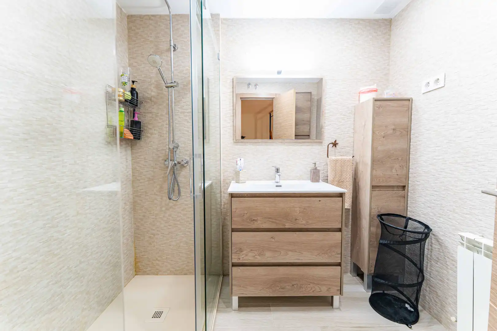 Bathroom of Detached homes for sale in Arroyomolinos (Madrid)  with Heating, Private garden and Community pool