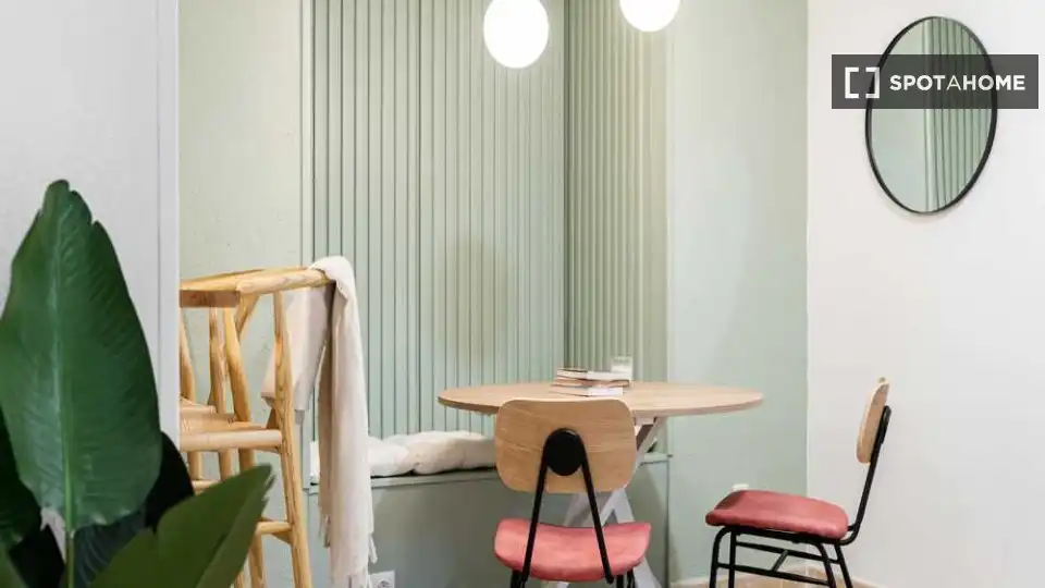 Dining room of Flat for share in Madrid  with Air Conditioner, Terrace and Furnished