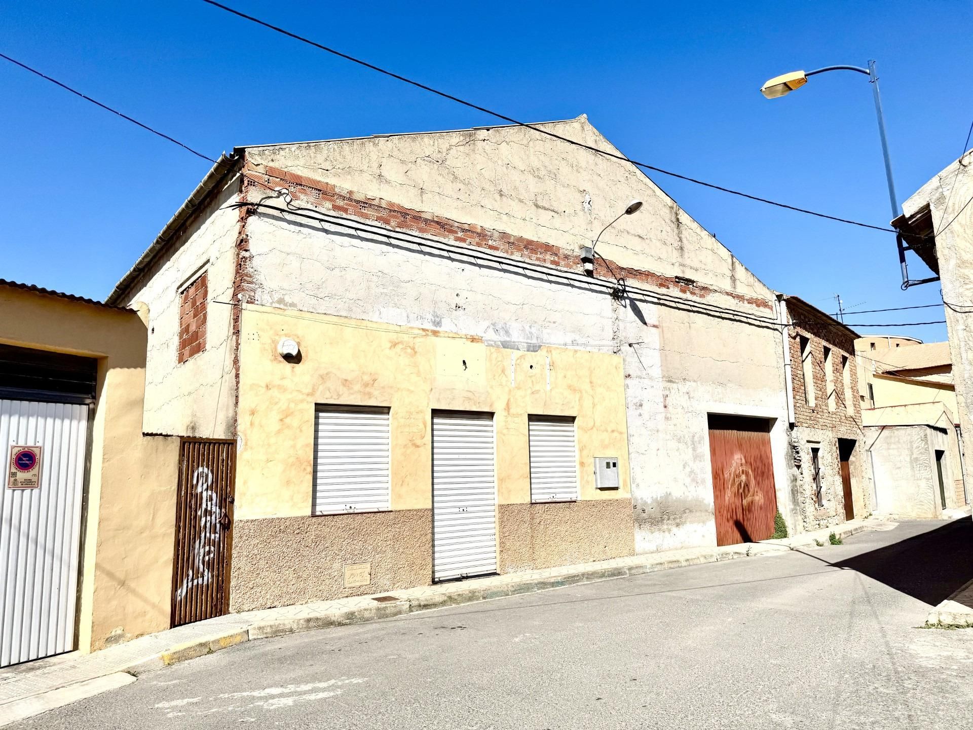 Vista exterior de Casa o xalet en venda en Orihuela amb Terrassa