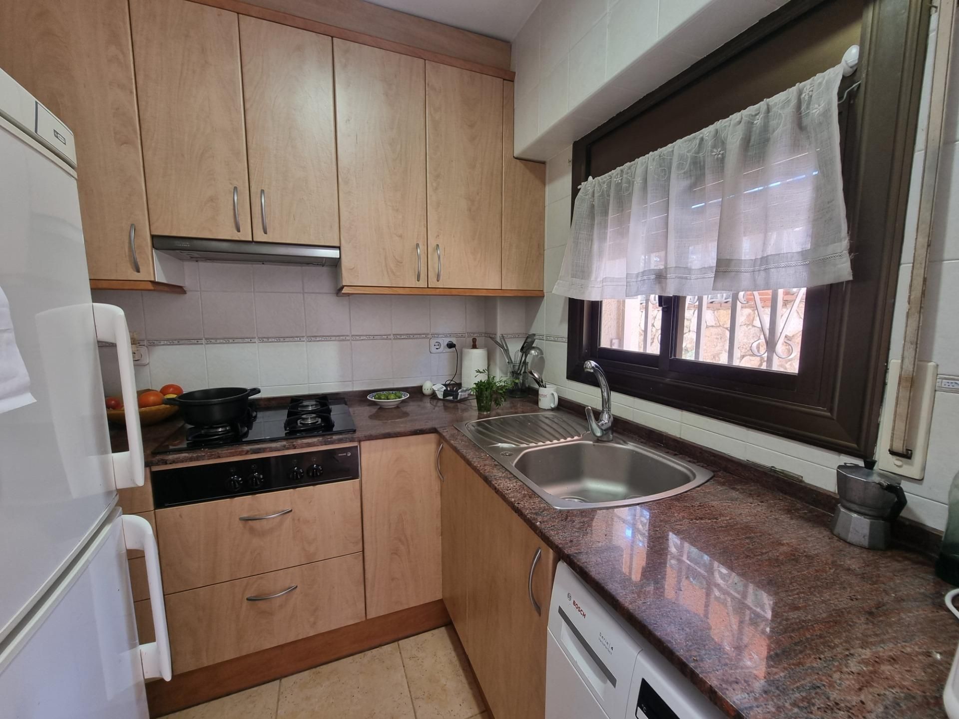 Cocina de Planta baja en venta en Torredembarra con Jardín privado, Terraza y Balcón