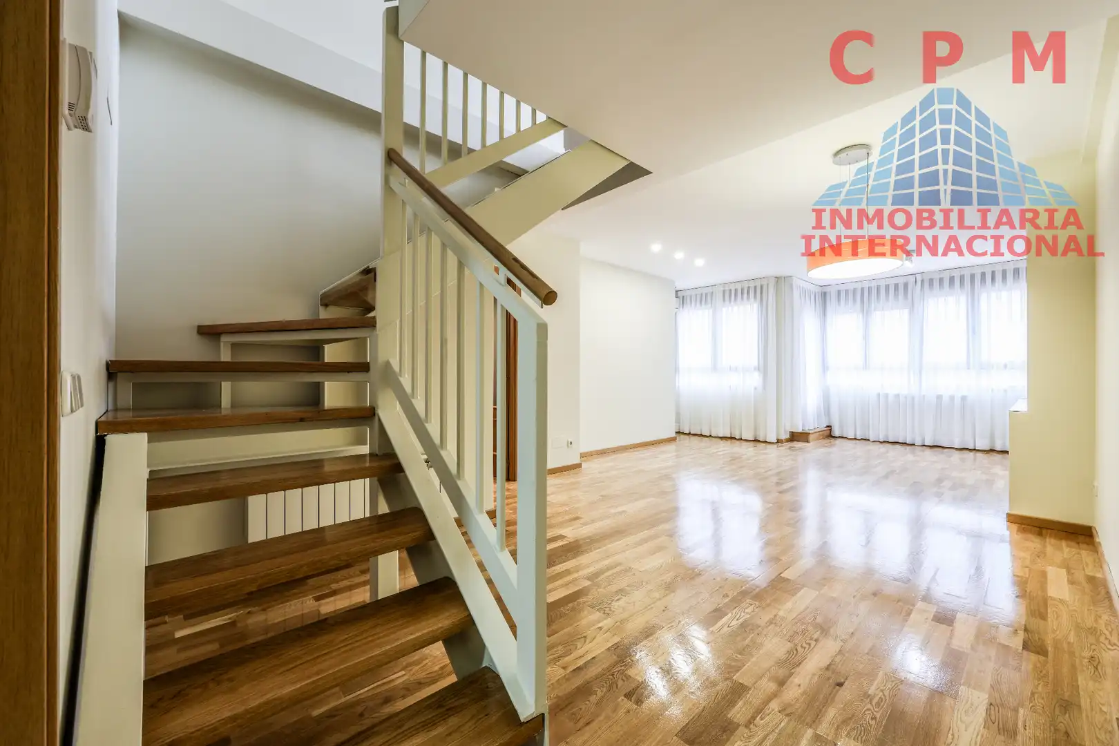 Duplexes for rent in Madrid  with Air Conditioner, Heating and Parquet flooring