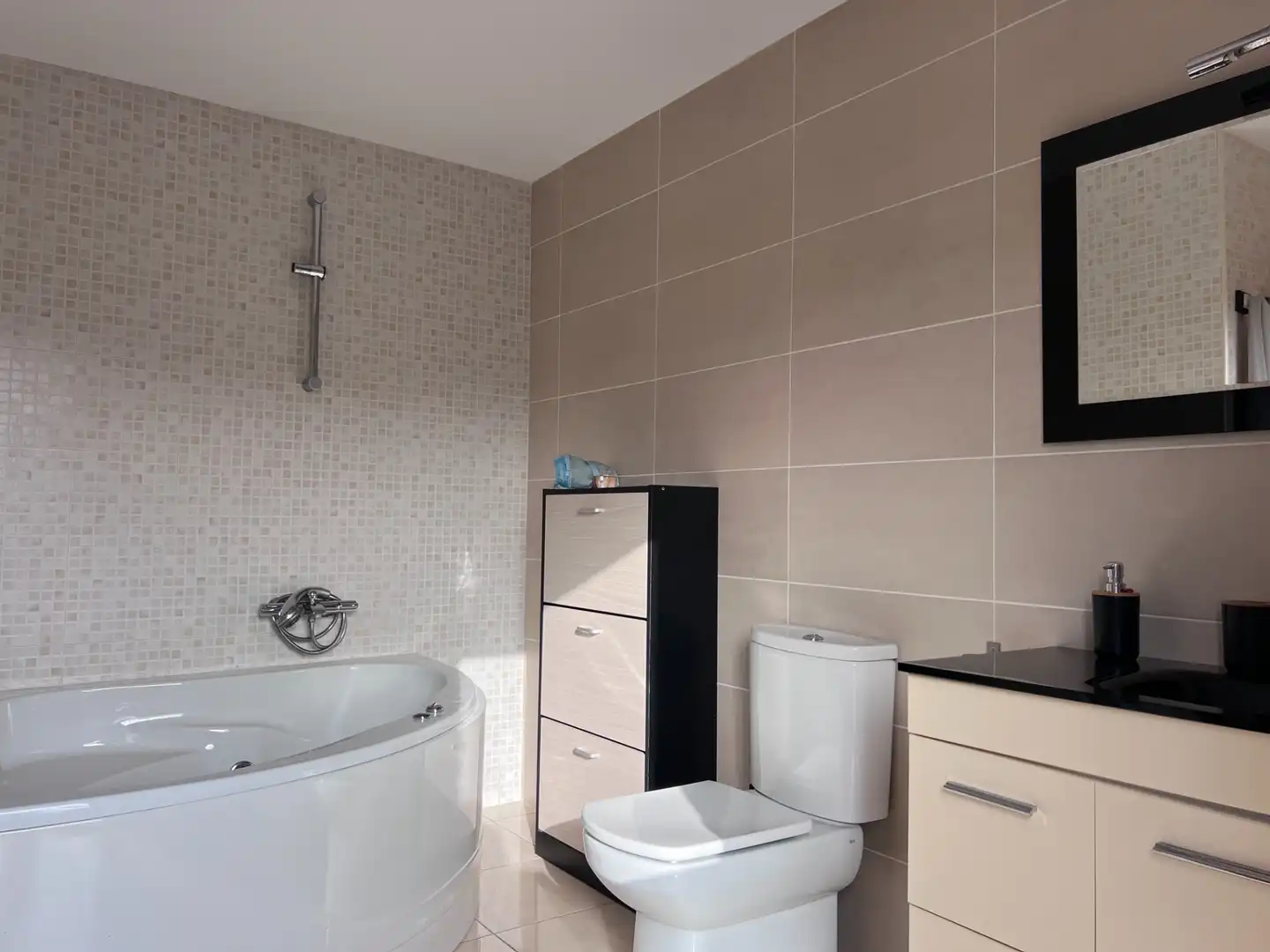 Baño de Casa o chalet en venta en Canet de Mar con Aire acondicionado, Calefacción y Terraza