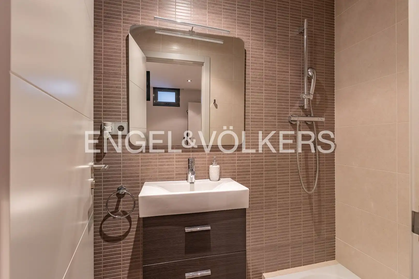 Baño de Casa o chalet en venta en Vallromanes con Aire acondicionado, Calefacción y Jardín privado