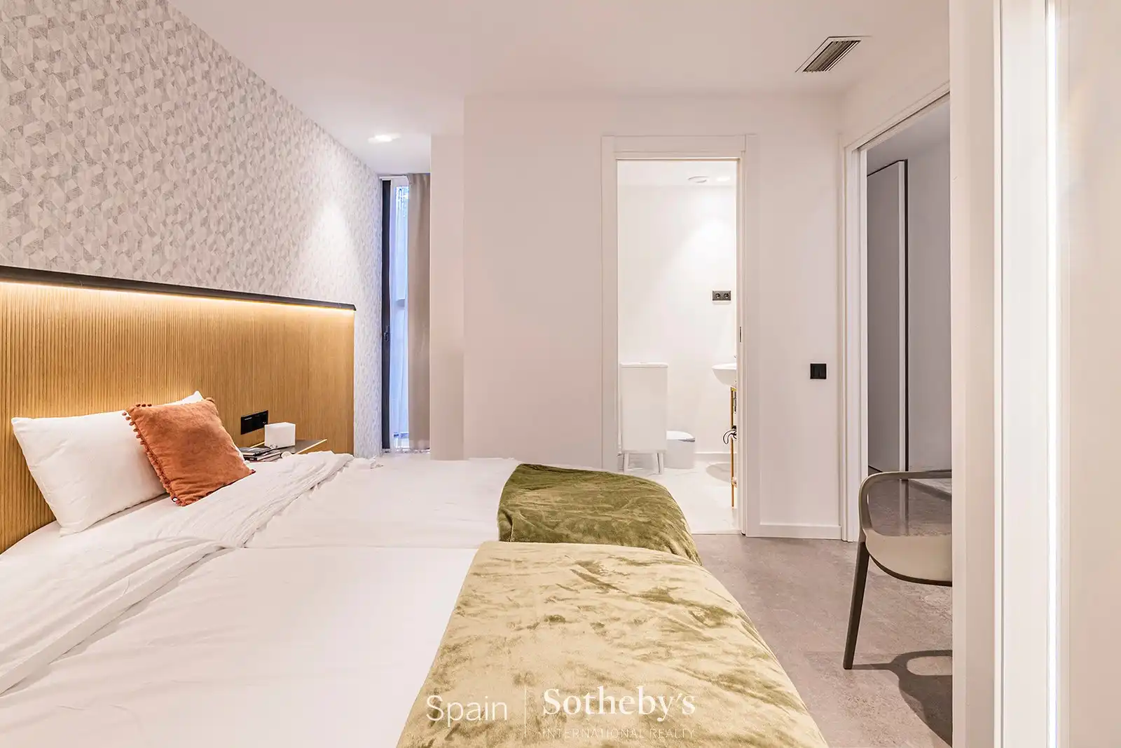 Apartment with lift for sale in Carrer del Consell de Cent, imagen 13