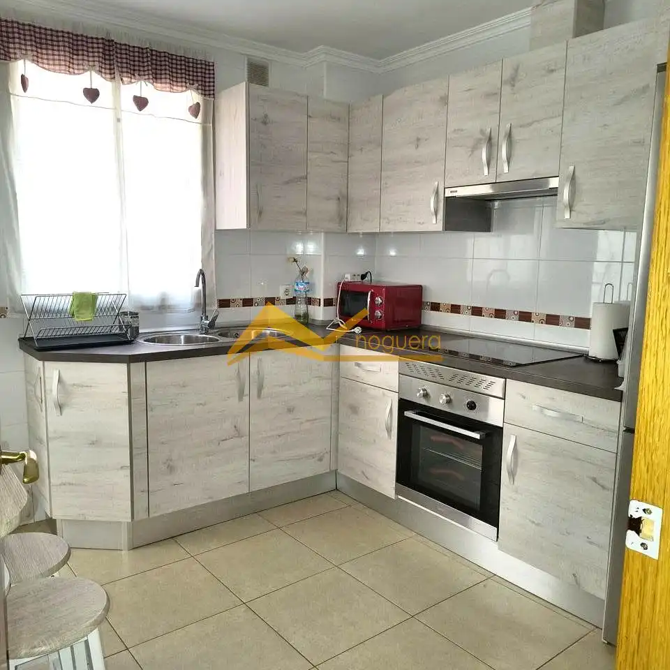 Cocina de Piso en venta en Linares con Amueblado y Balcón