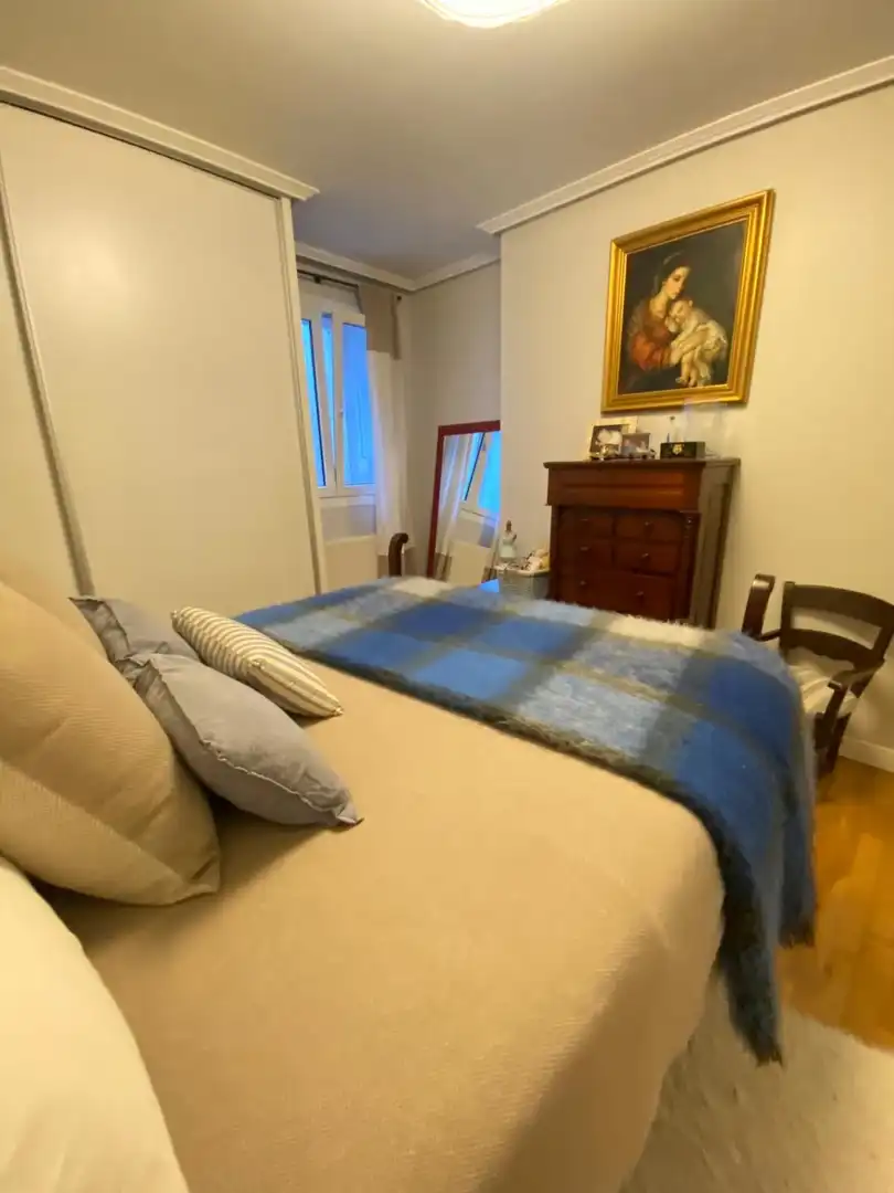 Schlafzimmer von Maisonette zum Verkauf in Donostia - San Sebastián  mit Heizung, Privatgarten und Terrasse