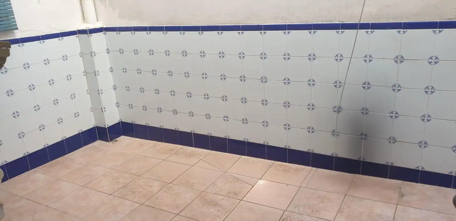 Bathroom of Houses for sale in Mogente / Moixent  with Air Conditioner, Terrace and Storage room