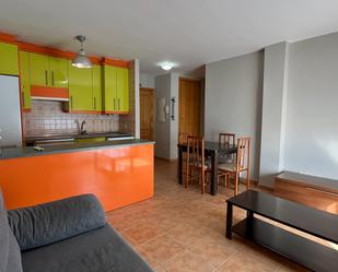 Cuina de Apartament en venda en Villa del Prado amb Aire condicionat, Calefacció i Traster