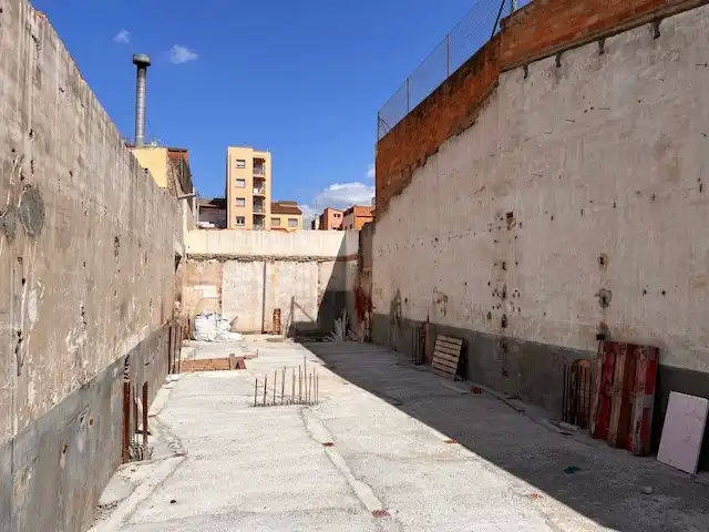 Vista exterior de Residencial en venta en Montcada i Reixac