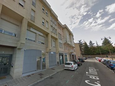 Oficina con ascensor en venta en El Torrejón