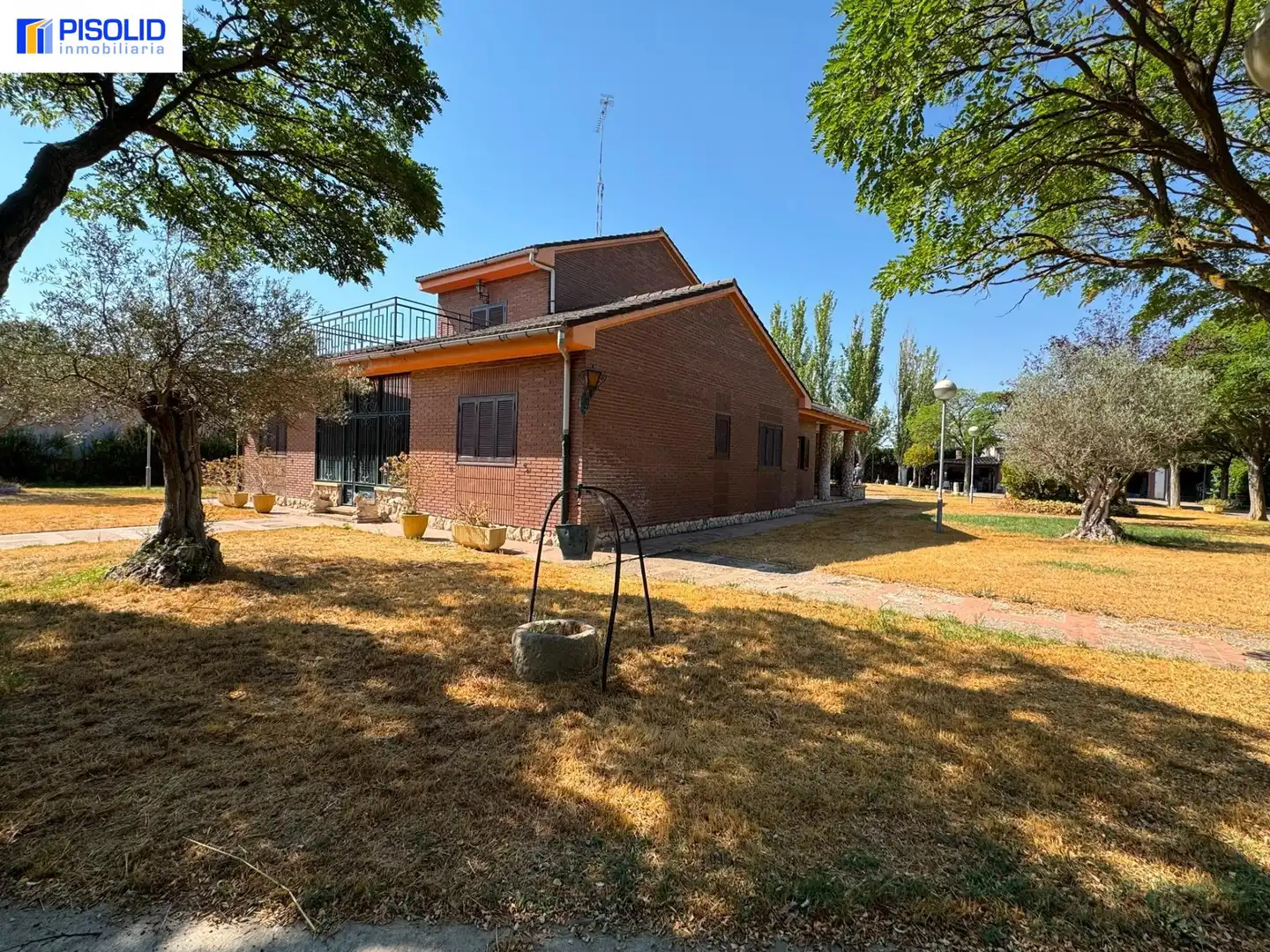 Vista exterior de Finca rústica en venda en Corcos amb Calefacció i Piscina