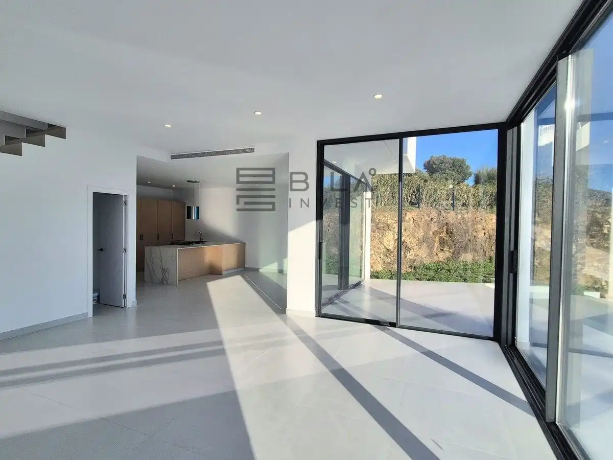 Chalet con piscina en venta en Cerros del Aguila, imagen 14