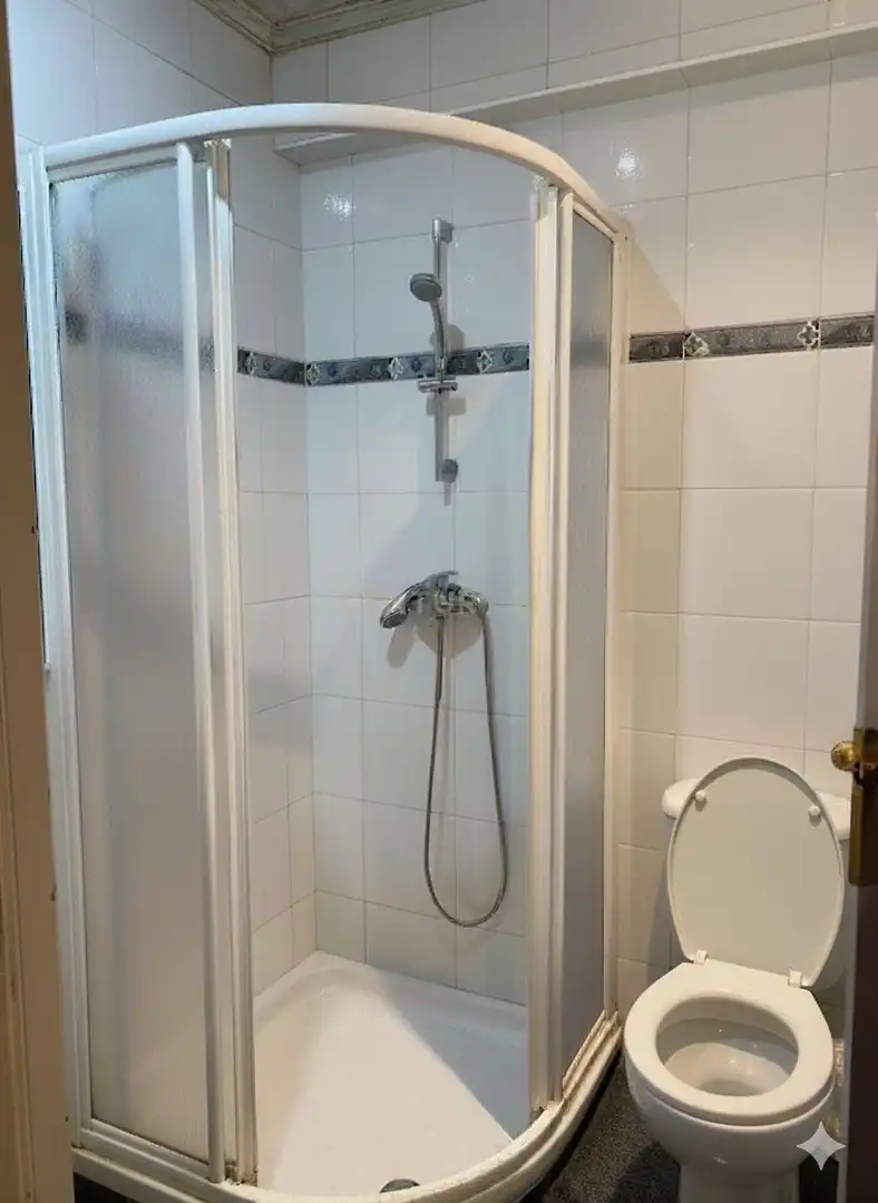 Baño de Casa o chalet en venta en Usurbil con Horno, Lavadora y Microondas