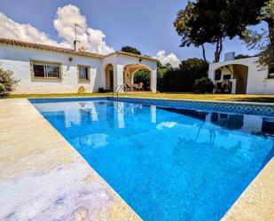 Swimming pool of House or chalet for sale in Mijas  with Air Conditioner, Terrace and Swimming Pool