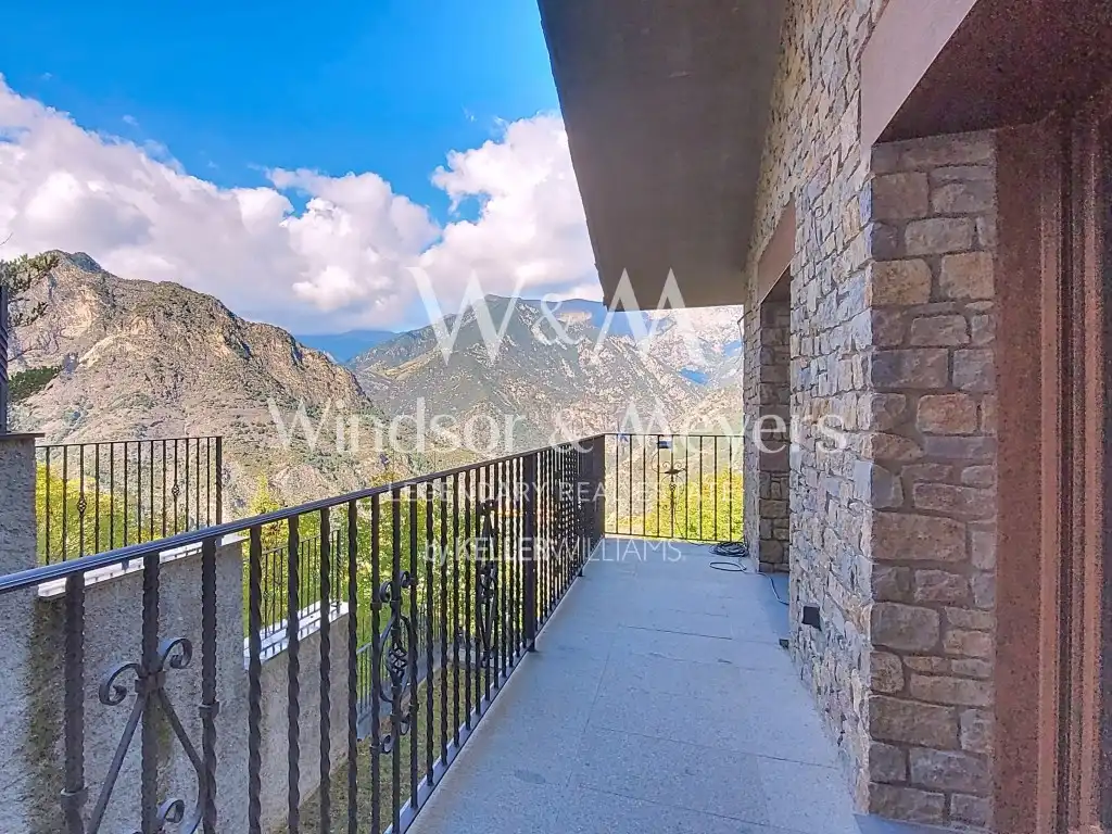 Terraza de Casa o chalet en venta en Sant Julià de Lòria con Balcón