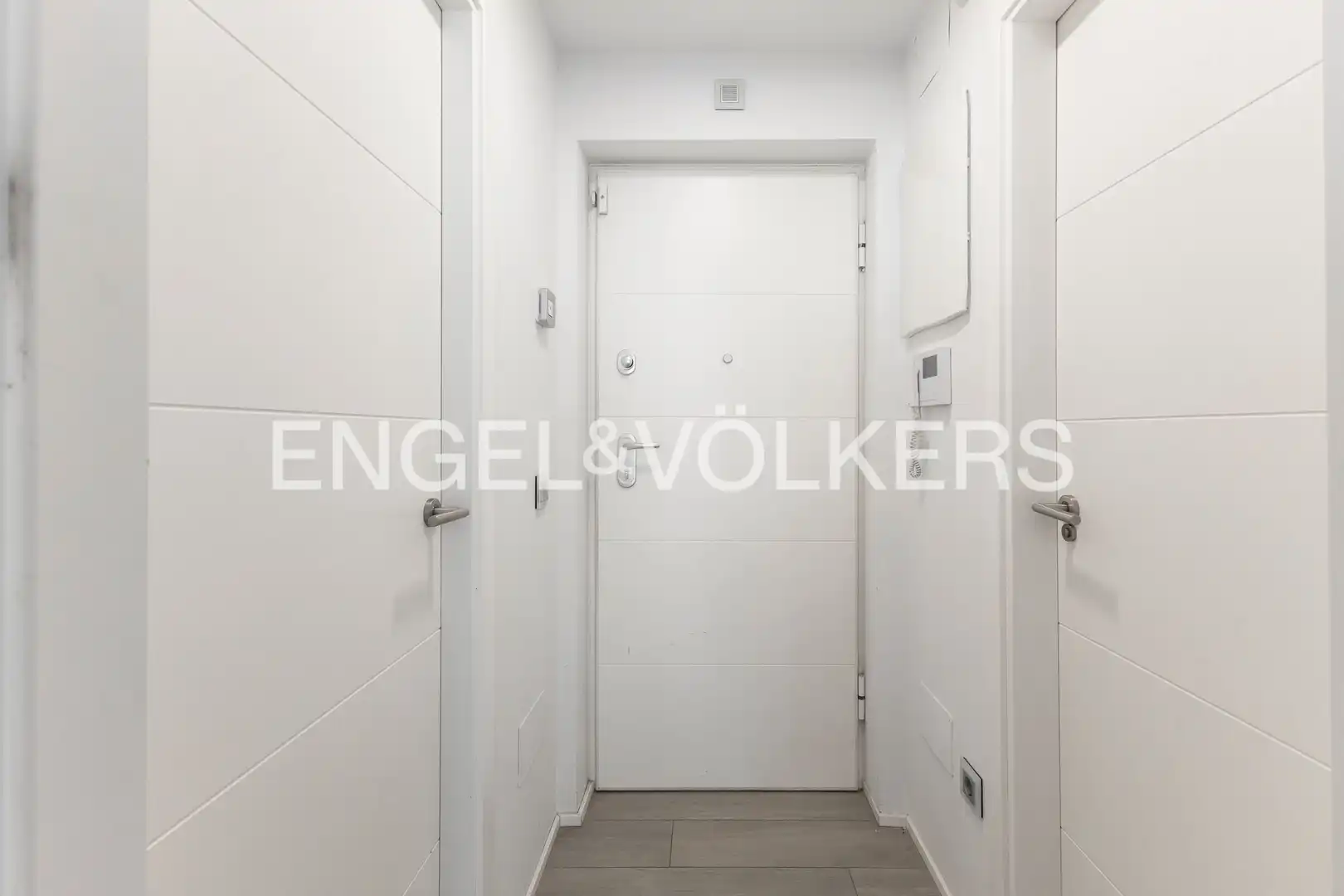 Casa adosada en venta en Tres Cantos con Aire acondicionado, Calefacción y Jardín privado