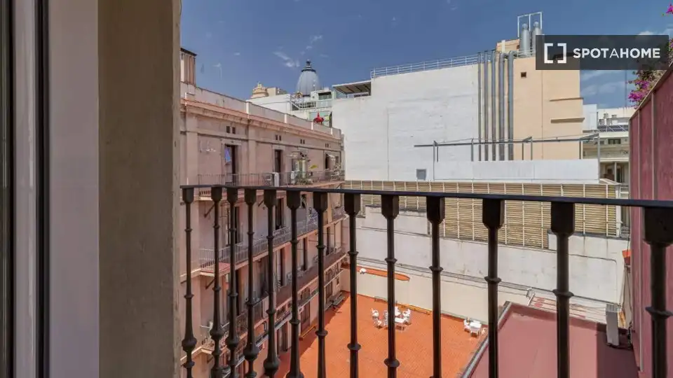Flat for rent in Barri Gòtic