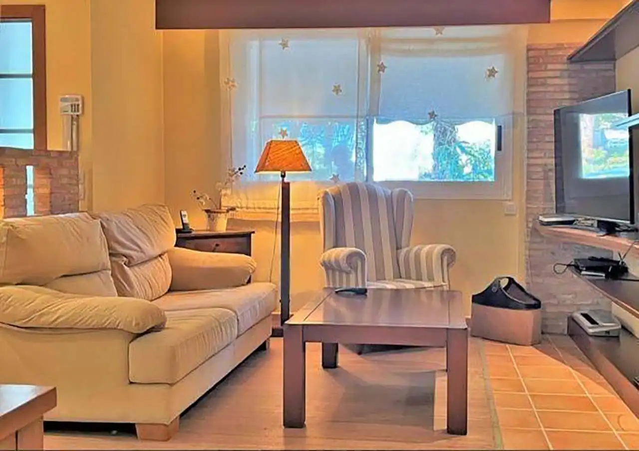 Sala de estar de Casa o chalet de alquiler en Benicasim / Benicàssim con Aire acondicionado, Calefacción y Jardín privado