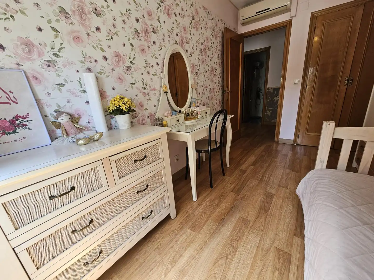 Habitación de Piso en venta en Valencia con Aire acondicionado, Terraza y Amueblado