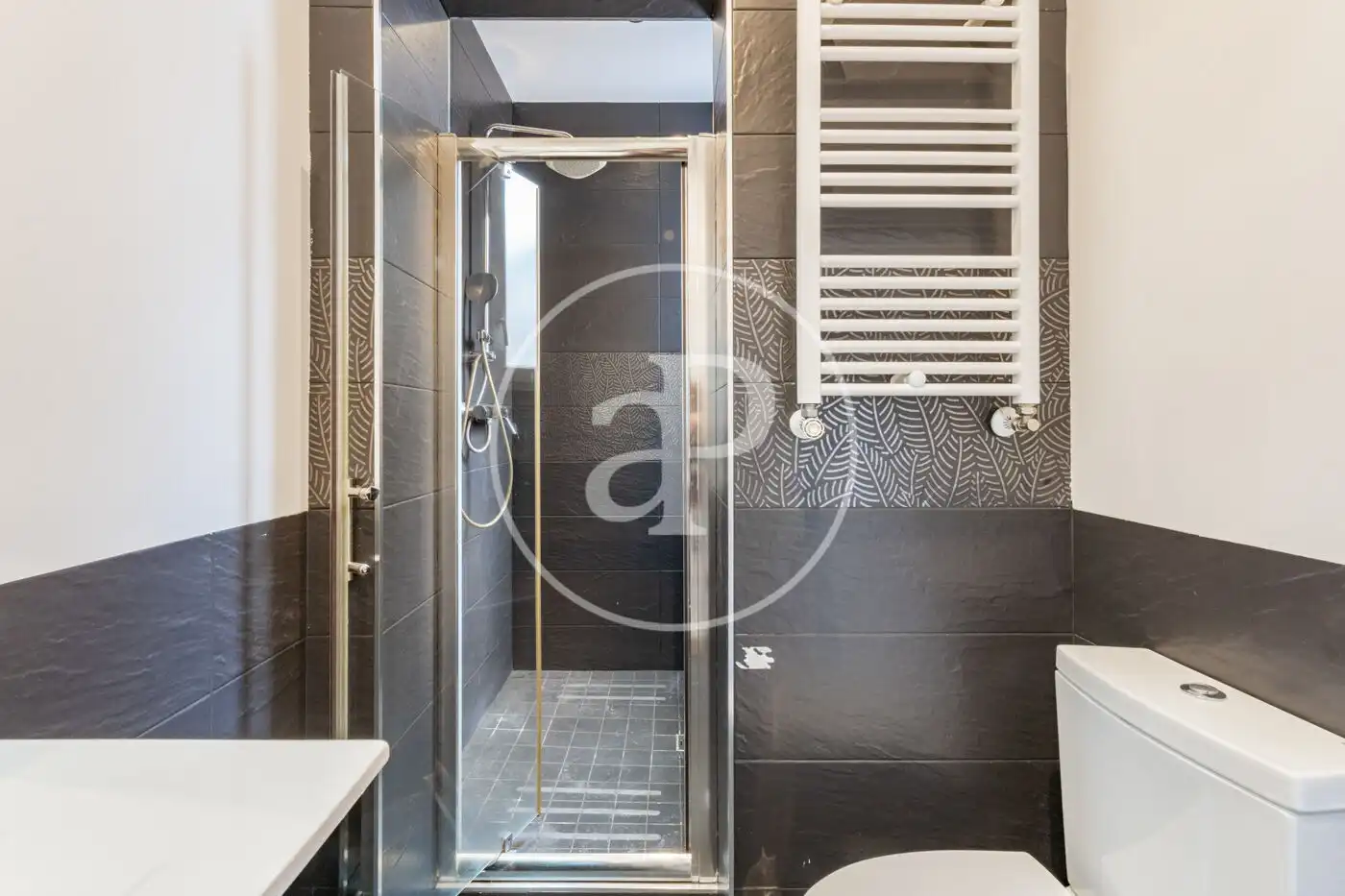 Baño de Ático en venta en Madrid con Aire acondicionado, Calefacción y Terraza