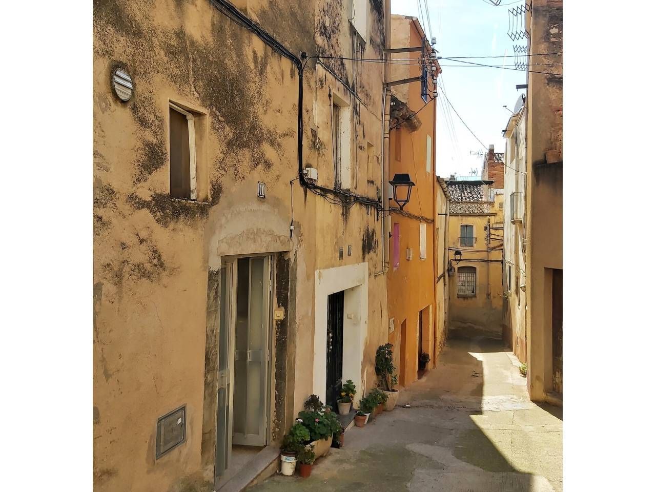 Vista exterior de Casa o xalet en venda en Vila-rodona amb Terrassa