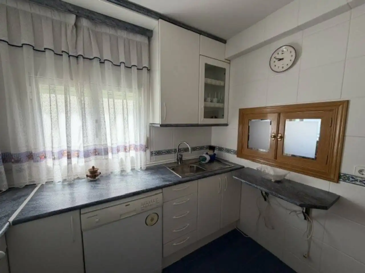 Kitchen of Flat for rent in Buitrago del Lozoya  with Heating and Furnished